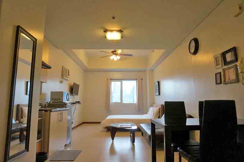 Studio Condo for Sale in The Columns at Legaspi Village, Makati